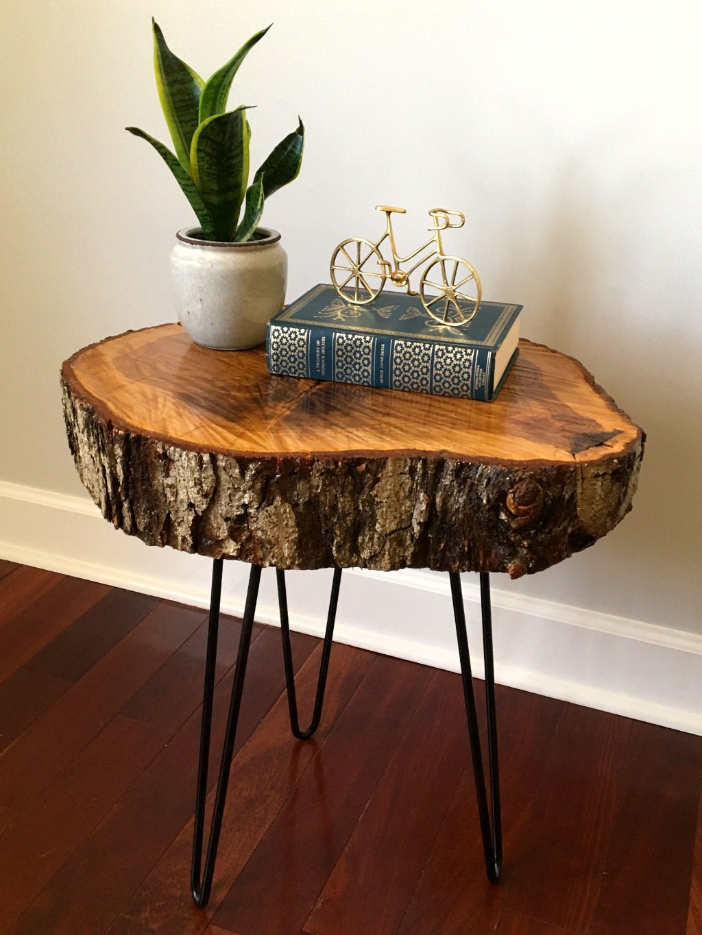 How to make a DIY tree slice table in just a few easy steps