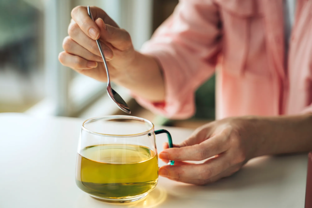 Why Genmaicha is the Perfect Low-Caffeine Green Tea for Any Time of Day