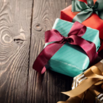 Top 7 Holiday Gifts for Employees, Coworkers, and Clients to Spread Holiday Cheer 